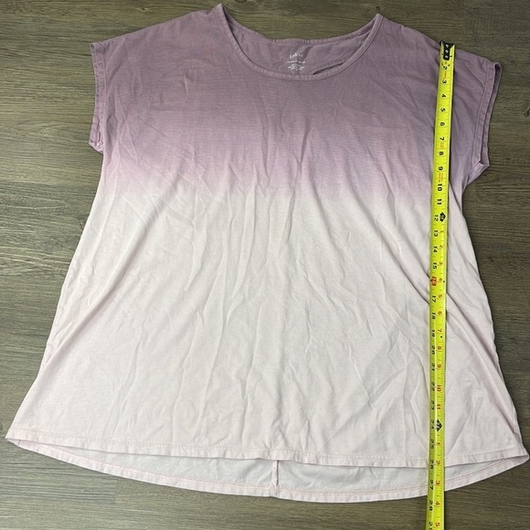 J. Jill Fit Lilac Ombre Fit Back Keyhole Short Sleeve Tee, size XL - Picture 5 of 9